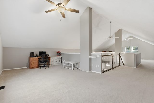 13204 W Greenfield Rd, Nine Mile Falls, WA 99026