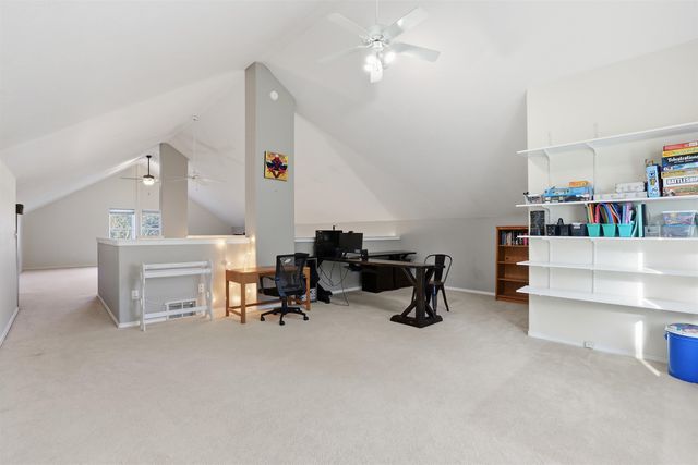 13204 W Greenfield Rd, Nine Mile Falls, WA 99026