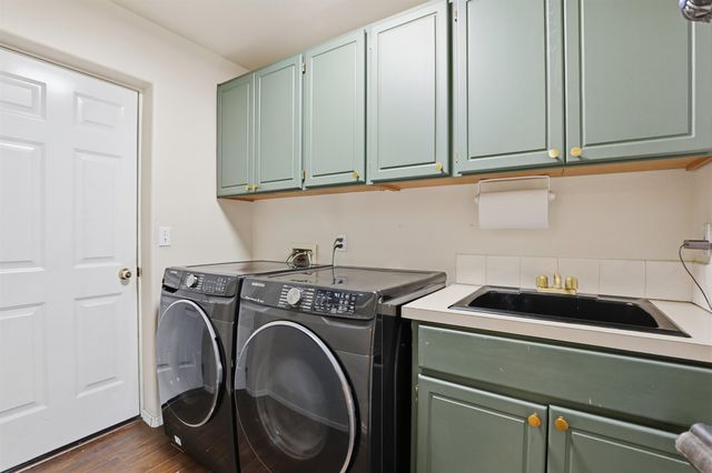 13204 W Greenfield Rd, Nine Mile Falls, WA 99026