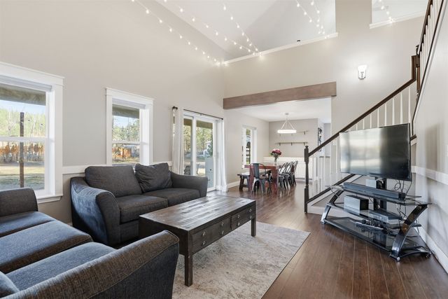 13204 W Greenfield Rd, Nine Mile Falls, WA 99026