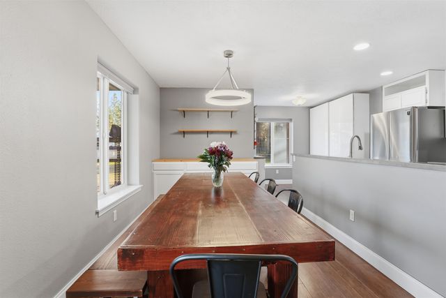 13204 W Greenfield Rd, Nine Mile Falls, WA 99026