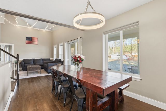 13204 W Greenfield Rd, Nine Mile Falls, WA 99026