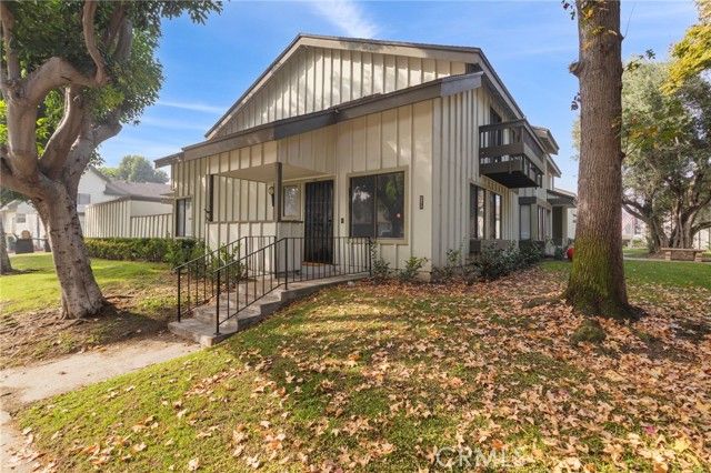 9873 Karmont, South Gate, CA 90280