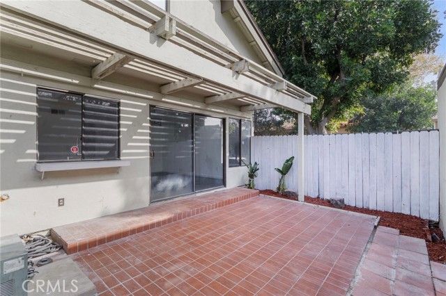 9873 Karmont, South Gate, CA 90280