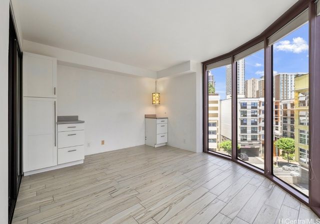 425 South Street 501, Honolulu, HI 96813