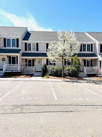 147 Constitution Dr 147, Fitchburg, MA 01420