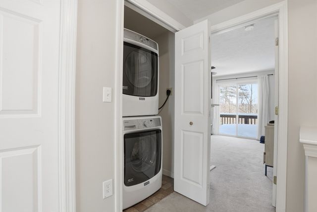 147 Constitution Dr 147, Fitchburg, MA 01420