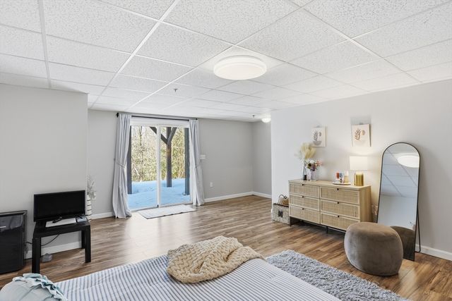 147 Constitution Dr 147, Fitchburg, MA 01420