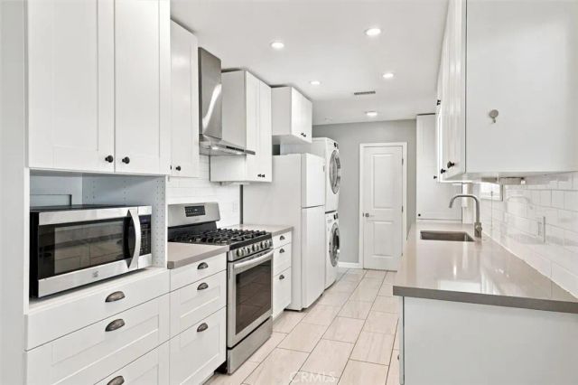 22209 Denker, Torrance, CA 90501