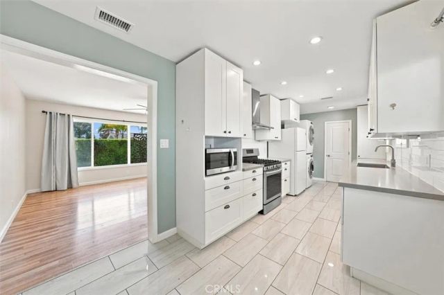 22209 Denker, Torrance, CA 90501