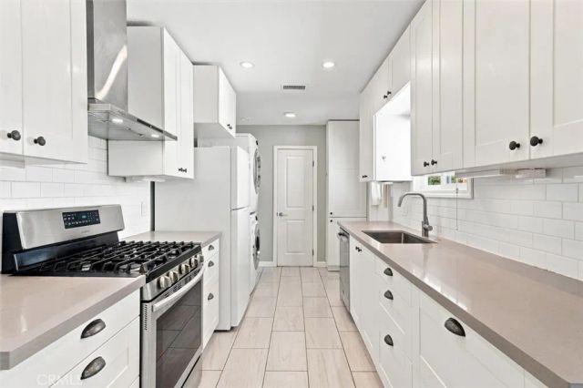 22209 Denker, Torrance, CA 90501