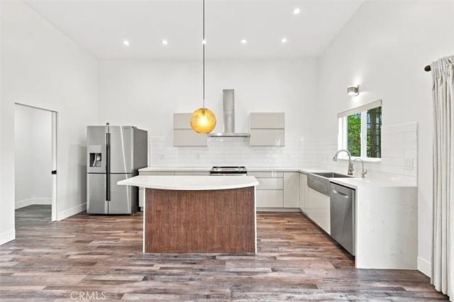 22209 Denker, Torrance, CA 90501