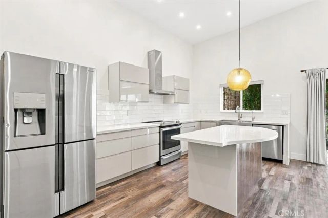 22209 Denker, Torrance, CA 90501