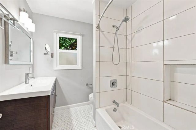 22209 Denker, Torrance, CA 90501