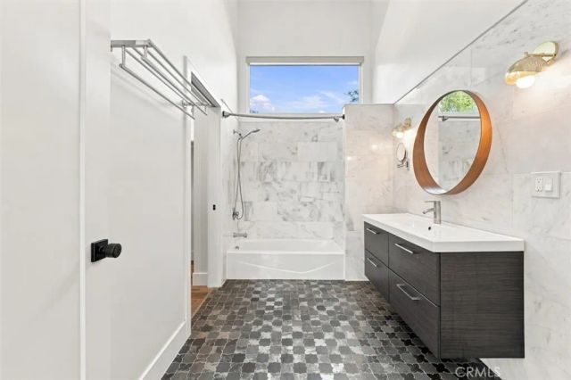 22209 Denker, Torrance, CA 90501