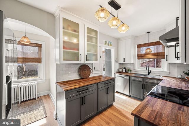 814 N EVANS ST, Pottstown, PA 19464