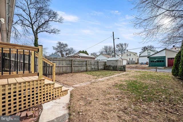 814 N EVANS ST, Pottstown, PA 19464