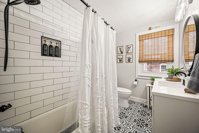 814 N EVANS ST, Pottstown, PA 19464