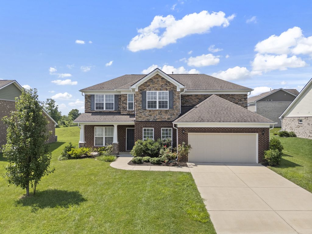 2039 Friendship Dr, Spring Hill, TN 37174