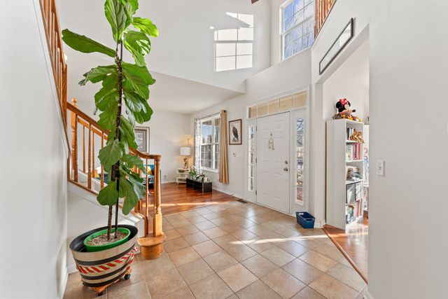 2022 Torino Drive, Elgin, IL 60123