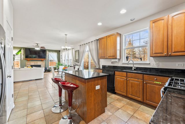 2022 Torino Drive, Elgin, IL 60123