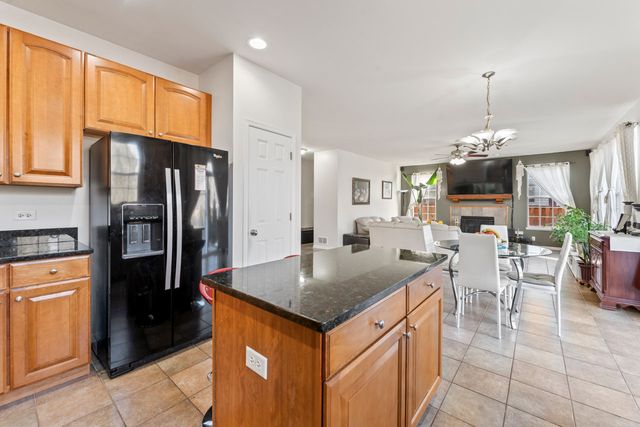 2022 Torino Drive, Elgin, IL 60123