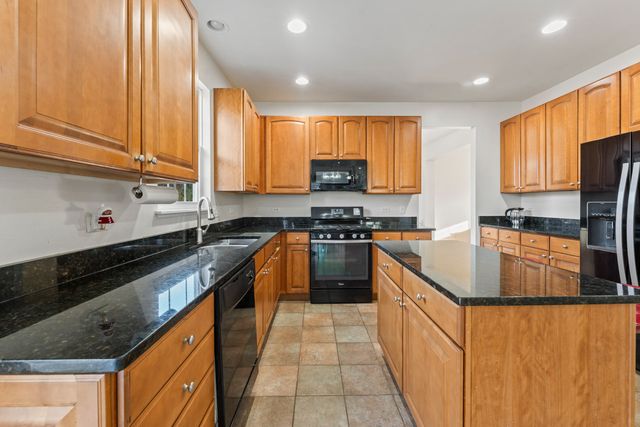 2022 Torino Drive, Elgin, IL 60123