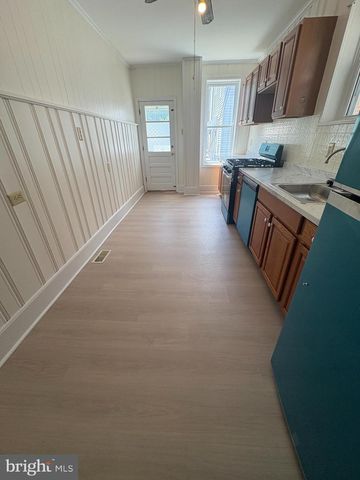 604 HUNTER ST, Gloucester City, NJ 08030