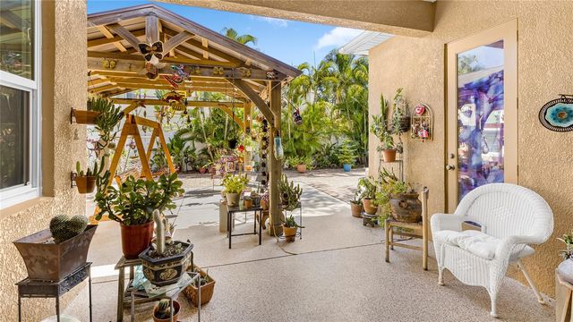 6123 39TH COURT E, Bradenton, FL 34203