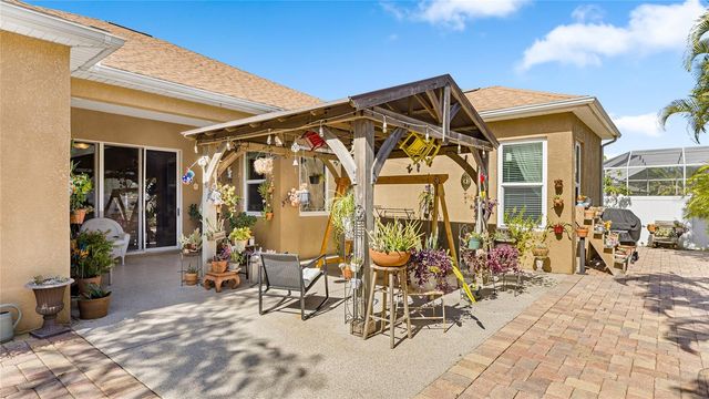 6123 39TH COURT E, Bradenton, FL 34203