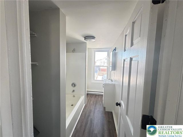 322 Ridge Avenue 1, Allentown City, PA 18102