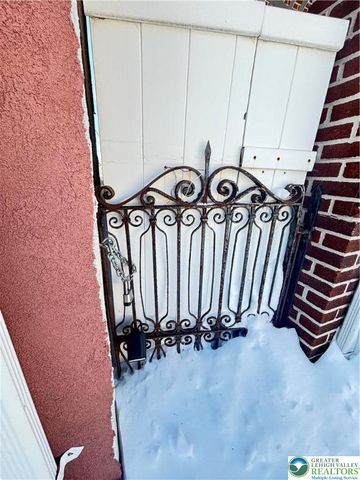 322 Ridge Avenue 1, Allentown City, PA 18102