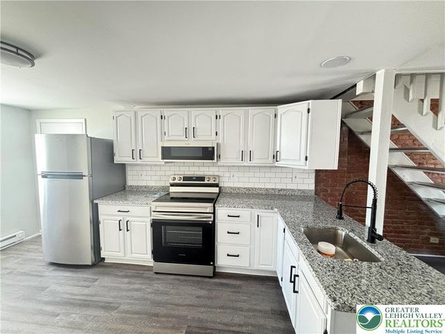 322 Ridge Avenue 1, Allentown City, PA 18102