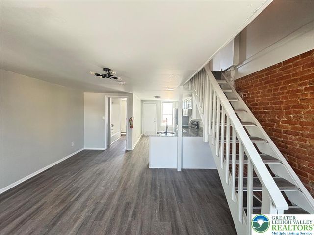 322 Ridge Avenue 1, Allentown City, PA 18102