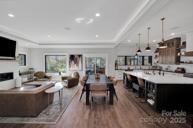 4111 Ridge Road NE, Conover, NC 28613