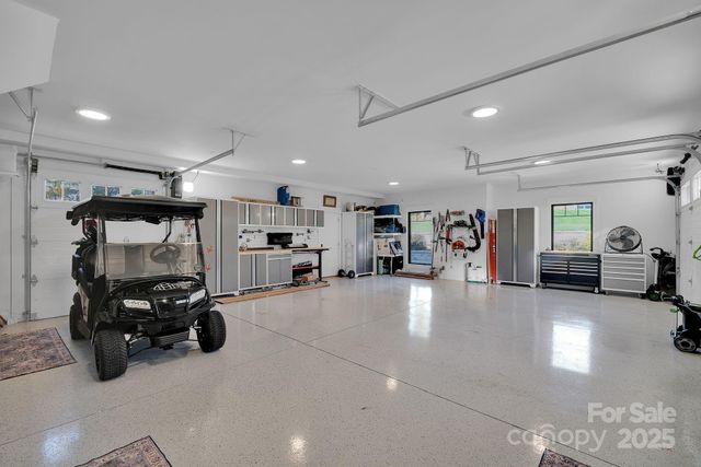 4111 Ridge Road NE, Conover, NC 28613