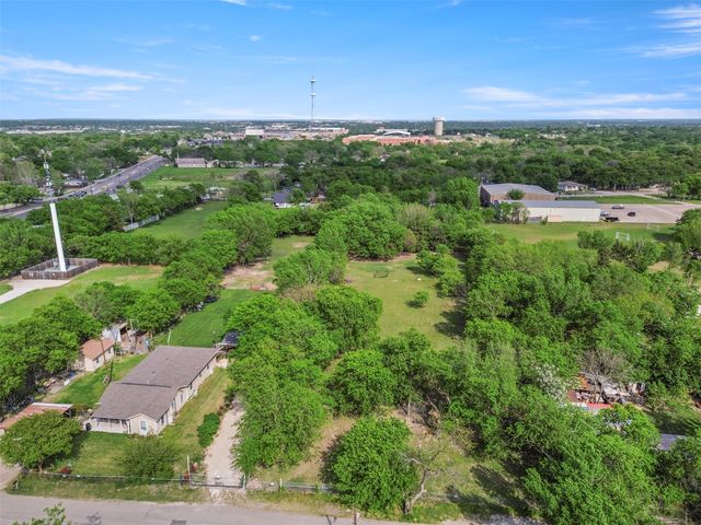 2820 Namur Street, Dallas, TX 75227
