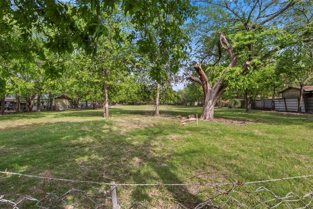 2820 Namur Street, Dallas, TX 75227