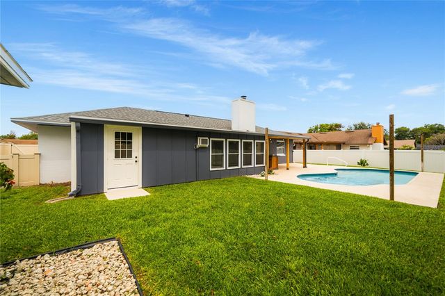 421 BRIDLE PATH, Casselberry, FL 32707