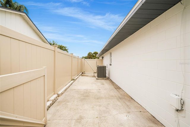 421 BRIDLE PATH, Casselberry, FL 32707