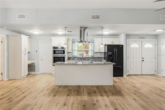 421 BRIDLE PATH, Casselberry, FL 32707