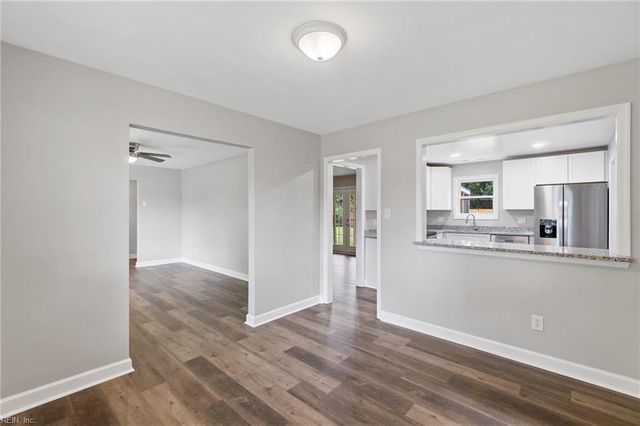 2916 Knight RD, Chesapeake, VA 23323