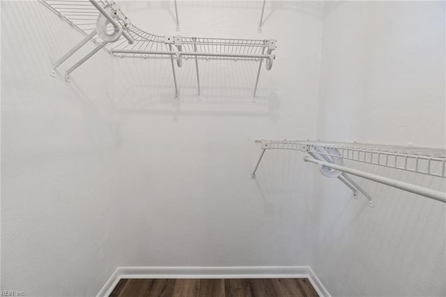 2916 Knight RD, Chesapeake, VA 23323