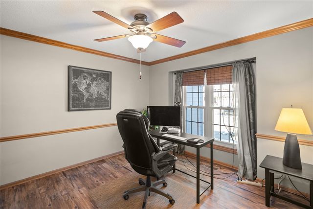 1402 NW Parkridge Place, Ankeny, IA 50023