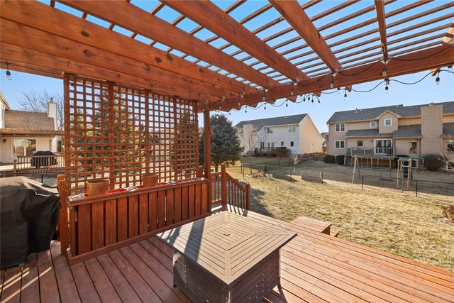 1402 NW Parkridge Place, Ankeny, IA 50023