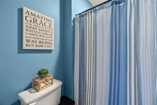 1402 NW Parkridge Place, Ankeny, IA 50023