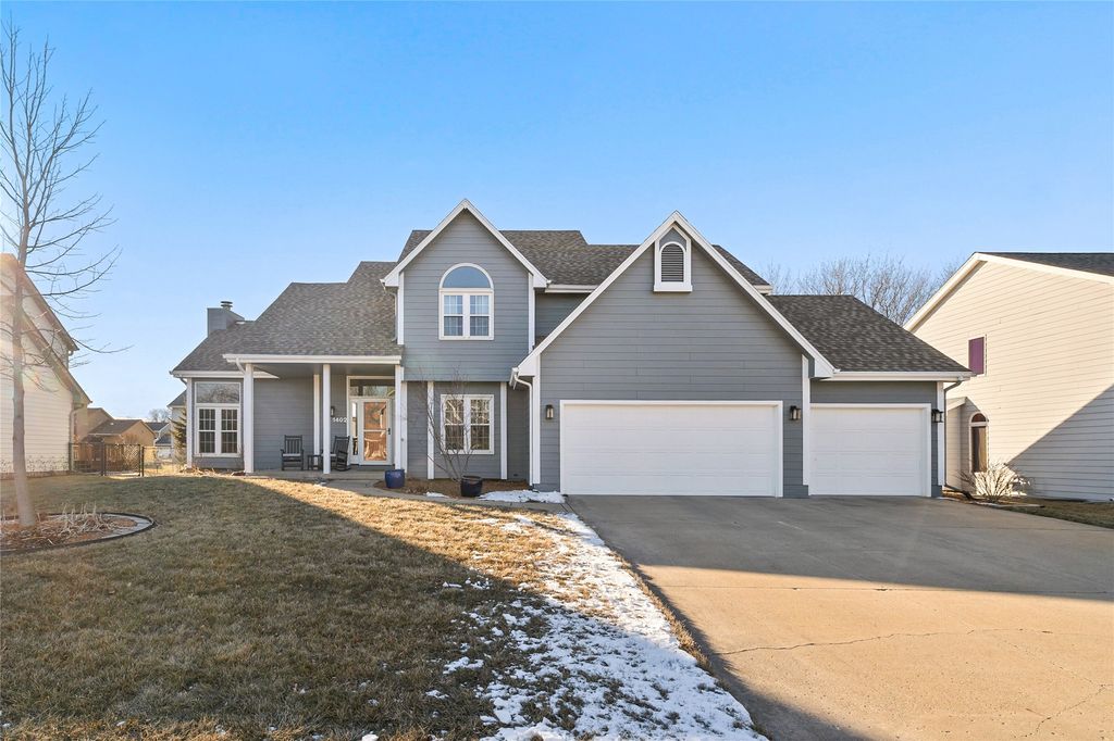 1402 NW Parkridge Place, Ankeny, IA 50023