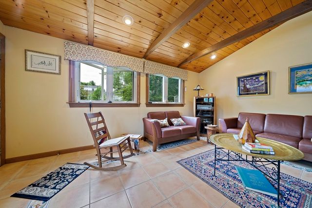 10 Waldron Road, Braintree, MA 02184