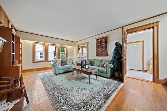 10 Waldron Road, Braintree, MA 02184