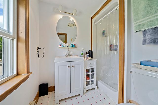 10 Waldron Road, Braintree, MA 02184